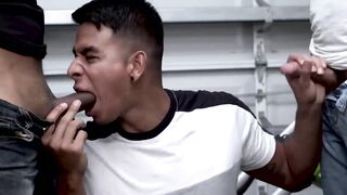 Twink creampied and fucked 3way bareback by jock cousins