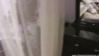 Vulgar Housewife Number 85 Masturbates And Enjoy At The