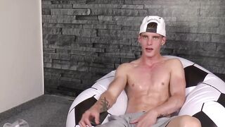 Web Cam Jerk Off Muscle Flex Alexander Dorch