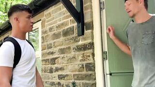 I splatter my cum on my abs after my hung stepdad James Keresford barefucks me