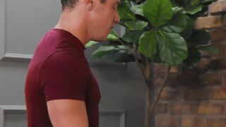 Hunk Ryder Owens gobbles on the enormous shaft of Kyle Fletcher before breeding his a
