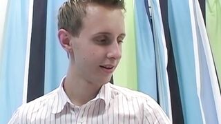 Petite young twink Jacob Rex wanks off after interview