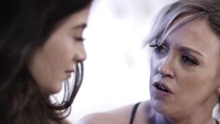 Petite teen Natalie Brooks and MILF Dee Williams share the same dick