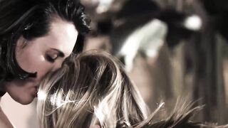 Blonde Paige Owens and short haired Casey Calvert licks each others pussies