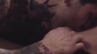 My tattooed photographer Small Hands ravaged my nice pussy until he cums