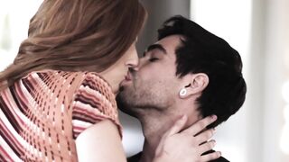 Thick redhead Scarlett Mae swallows a warm jizz after riding that cock