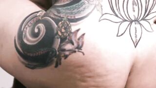 Tattooed ex student Vanessa Vega seduces her former teacher in the classroom