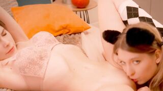 Petite Besties Intense Pussy Licking