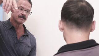 Young jock Hunter Graham felt Daddy's love as he slips into his mouth the DILF's meat