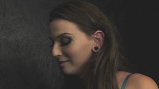 Brunette tranny Jenna Creed blowjobs Hunk Lance Hart before getting banged in the ass