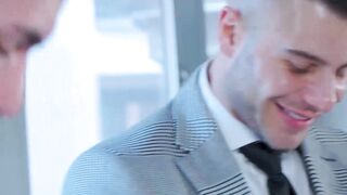 Horny Allen King ripped the pants of sexy Luciano and fucks him hard