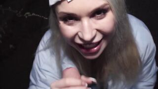Cool delivery babe Vera Jarw guides my penis into her wet mouth and vagina
