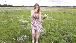 Blonde Vulgar inside Nature and Jerk Off into the Field