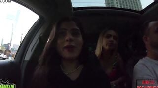 I went to the center of São Paulo and get ready on the side of the cathedral, taking my clothes off into the vehicle - Izabela Pimenta - Binho Ted