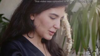 Parish wanted to seduce the gardener, but did not expect that he would boned her rough into her butt FLX002