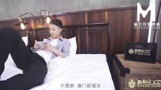 [Domestic] Madou Media Works/MDX-0042 Extremely Friendly Interview 001/Watch Free