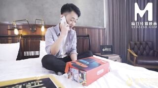 [Domestic] Madou Media Works/MDX-0042 Extremely Friendly Interview 001/Watch Free