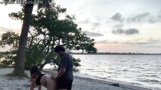 Great 19 Yo Hispanic La Paisa gets banged! by El Rolo into Cocoa Beach and squirts on the sand!