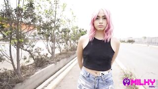 Sasha is a party cheerleader who receives financial aid into exchange for being fuck, a Peruvian meets beauty challenges inside outside.