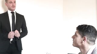 Master Adrii harshly slammed his dick down to the submissive bottom of Bastian Karim'