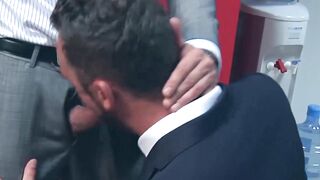 Passionate kissing and ass ramming by colleagues Bulrog and Logan Moore