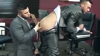 Hunky Alex Marte doggy styled the muscled ass of hottie Pablo Nunez