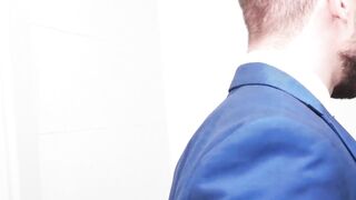 Raw fucking on the couch room by delivery man Manuel Reyes and suited Zac Johnson