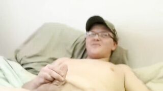 Big gay dude Joe gets his cock devoured until he shoots hot load of sperms