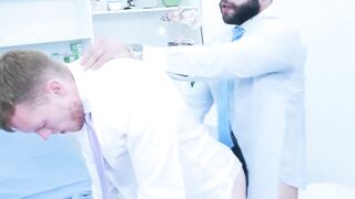 Dr Diego Reyes face fucked and rammed the ass of medical intern Sean Weiss