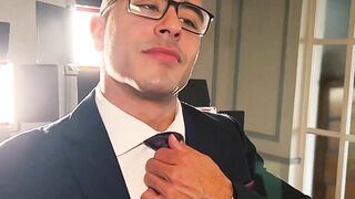 Passionate and hot solo cock jerking and ass rubbing muscular Alan Vicenzo