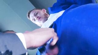 Muscular Emir Boscatto seduced and banged the pink hole of boss Sean Weiss