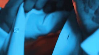 Muscular Tony D Angelo let his cock sucked in the glory hole by Rocky Vallarta