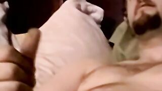 Straight Shaggy beats his cock to porn til he squirts