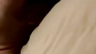 Straight Shaggy beats his cock to porn til he squirts