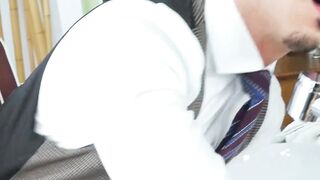 Barber Jonathan Miranda fucked deep in a missionary by hunky Leo Rosso
