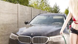 Soapy car wash rewarded with big dicking