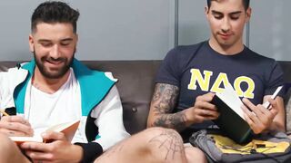 Tattooed Kian Kane spreads his legs to give the big dick of Chris Damned an easy poun