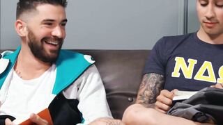 Tattooed Kian Kane spreads his legs to give the big dick of Chris Damned an easy poun