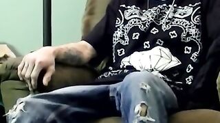 Tattooed thug receives blowjob from a fat cock sucker