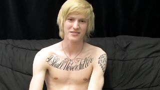 Kinky tattooed twink Dustin jerking off in passionate solo