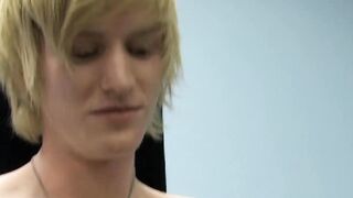Kinky tattooed twink Dustin jerking off in passionate solo