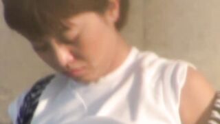 Japanese amateur fingering herself slowly in public