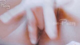 Closeup Amateur Twat Fingers & Rubbing