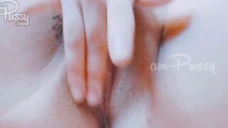 Closeup Amateur Twat Fingers & Rubbing