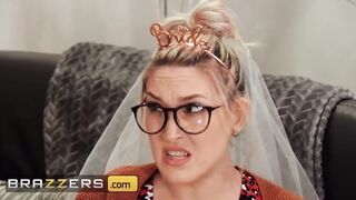 Brazzers - milf Sara Jay & GILF Sally D'Angelo Enjoy Mazee the Goat's big black dick inside a Wild Three-Way