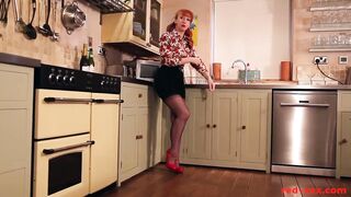 Red Head older Red XXX is easily distracted