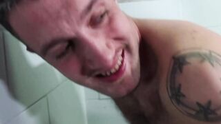 Watch as stepdad James Fox and stepson Try Hardt banging in the gym shower room