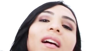TS Girl Yasmim Dornelles Wants Anal With A TS Girl