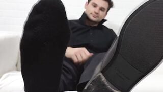 Handsome Zak shows off his gorgeous size fourteen feet and his beautiful physique