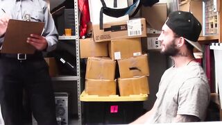 Perps4Sale.com - Jesse Prather & Mike Maverick - Hunk cop cent help but fuck Attracti